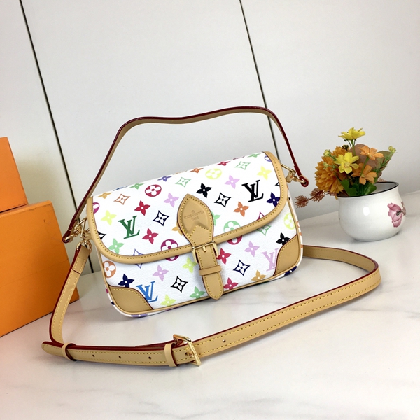 ルイヴィトンバッグ側面デザイン